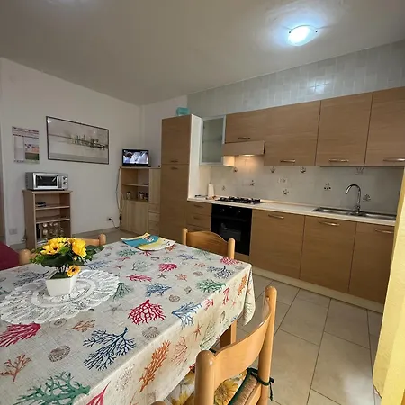 Apartment In Our Beachside Flat *